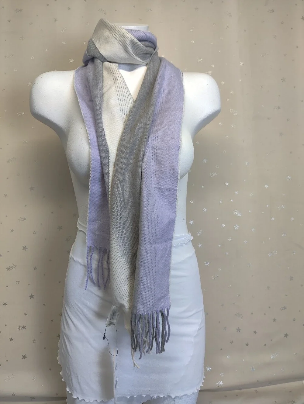 Calvin Klein NWT Soft Scarf Ombre Gray Lavender Ivory Striped Fringe 11 x 40